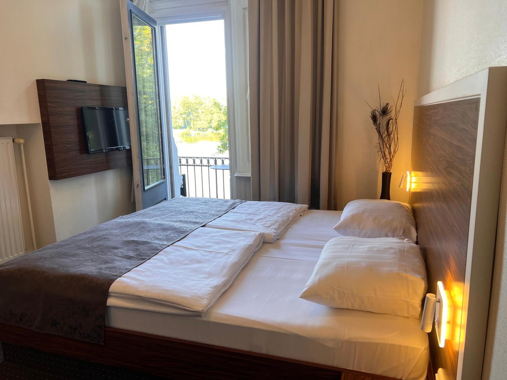 Hotel Excellent Lubeck Luaran gambar